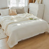 Weißer Bettbezug aus Baumwollgaze