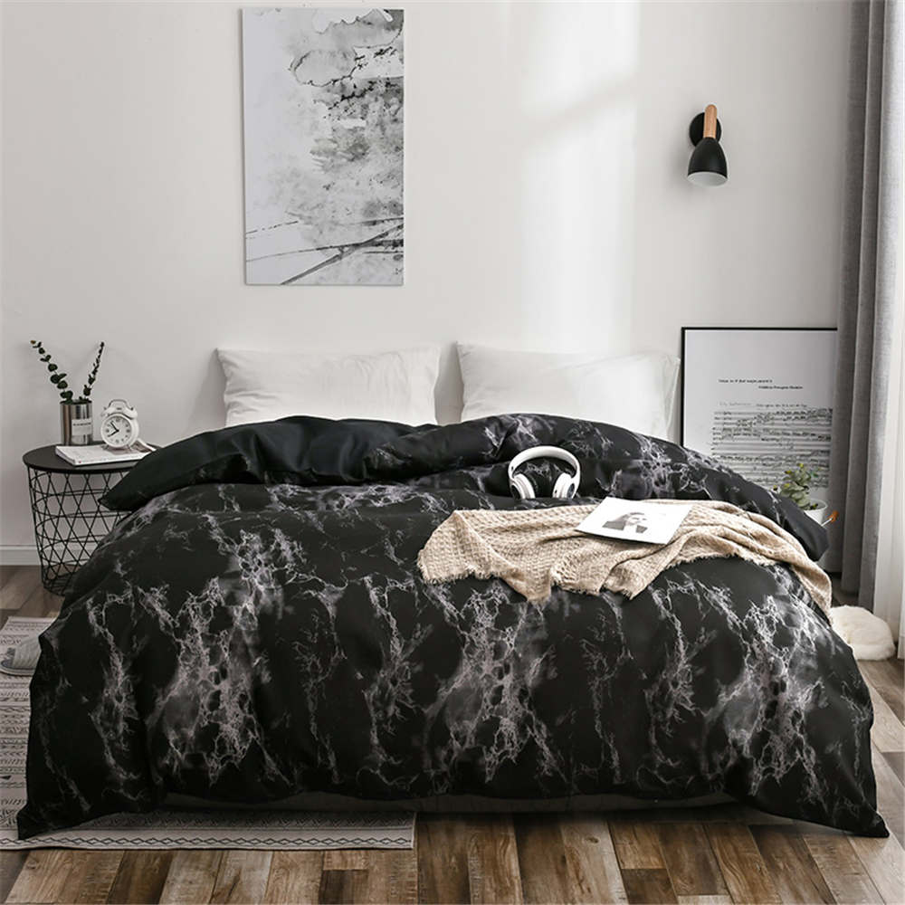 Bettbezug aus schwarzem Marmor