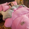 Bettbezug aus rosa und grauem Samt