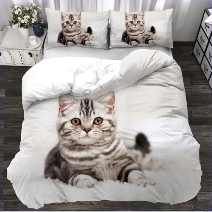 Bettbezug mit kurzhaariger Katze