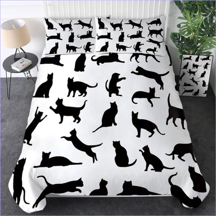 Bettbezug mit mehreren schwarzen Katzen