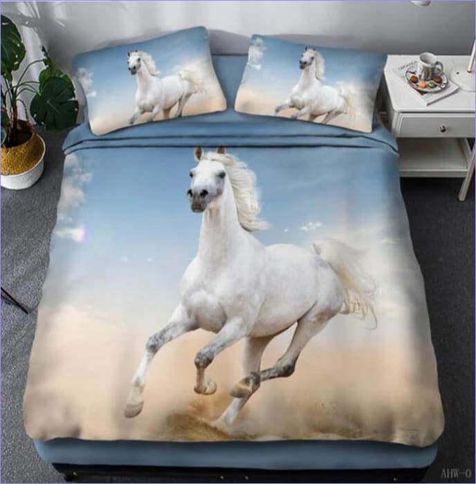 Bettbezug mit galoppierendem weißem Pferd
