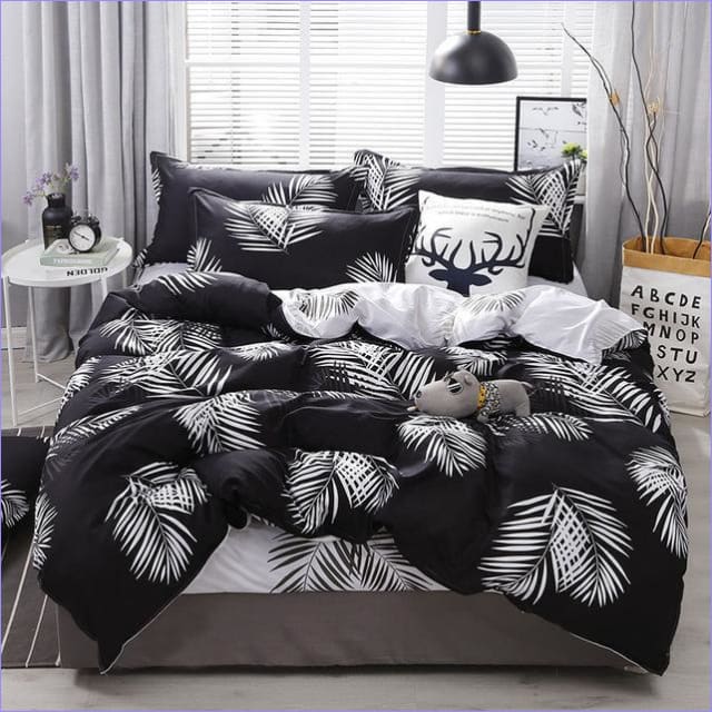 Schwarz-weißer Blätter-Bettbezug