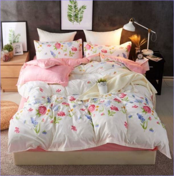 Bettbezug mit Blumenmuster im englischen Stil, Sommerfrische