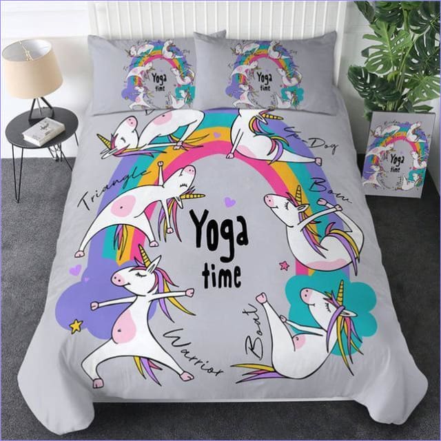 Einhorn-Bettbezug für Erwachsene. Yoga-Zeit